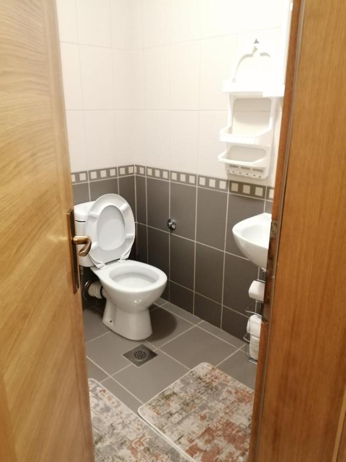 Appartamento Apartman Hasen Vlasic Esterno foto